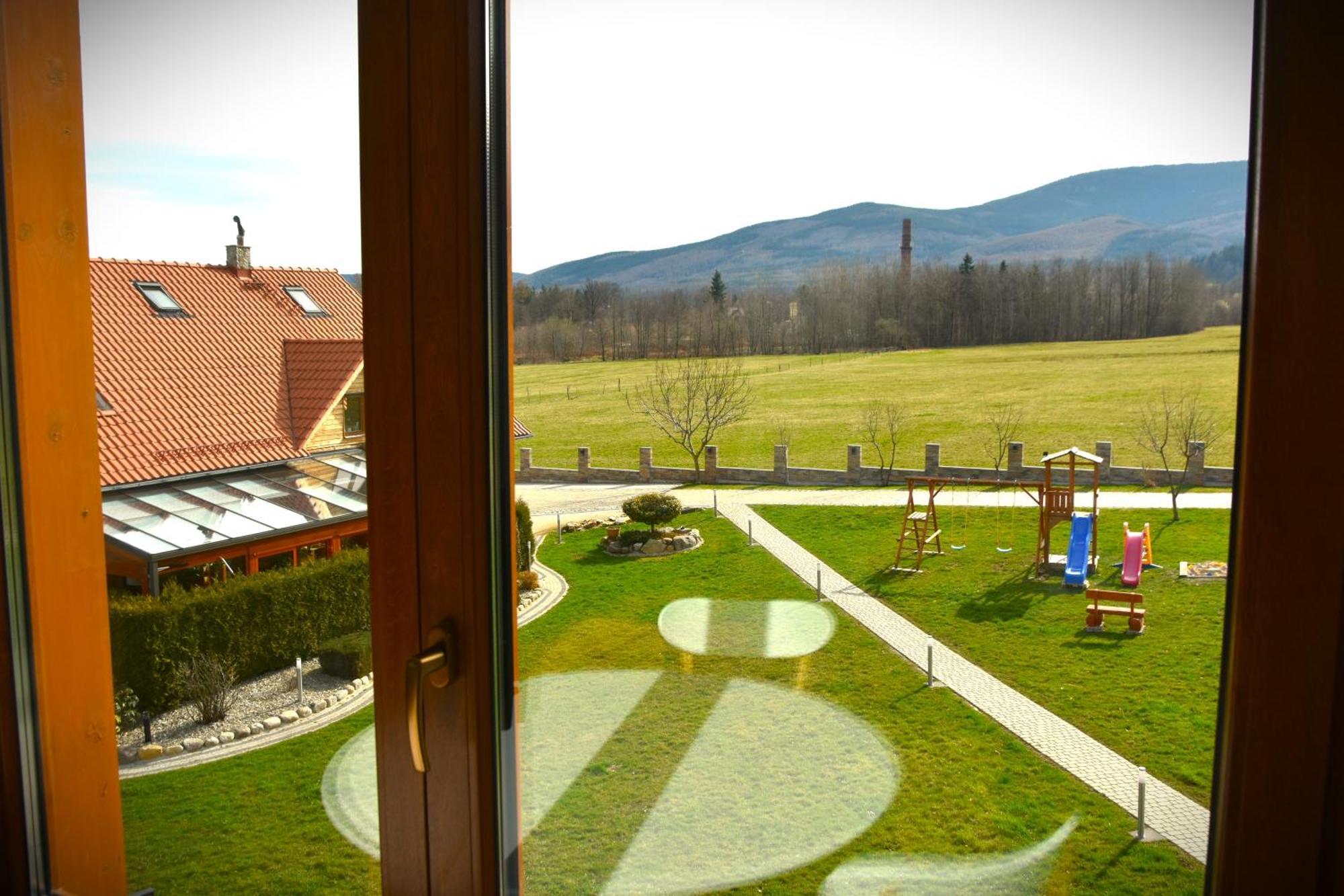 Miłków B&B Dom Z Bali מראה חיצוני תמונה